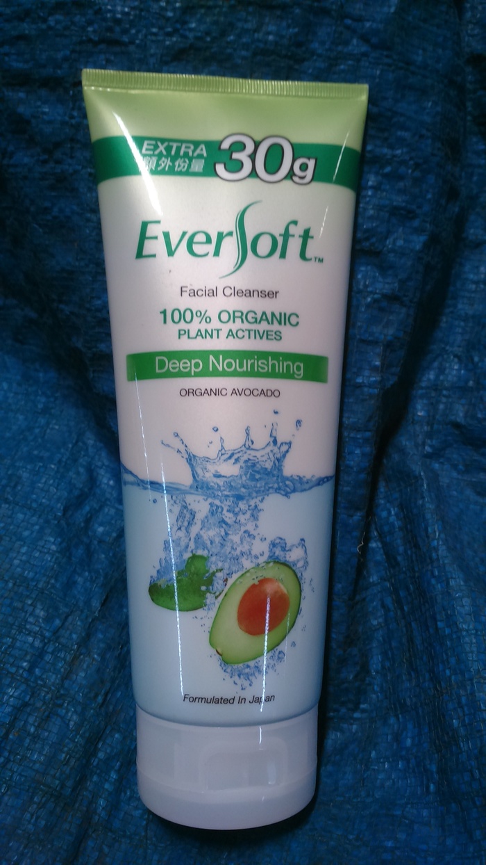 Eversoft Deep Nourishing Facial Cleanser With Organic Avocado reviews
