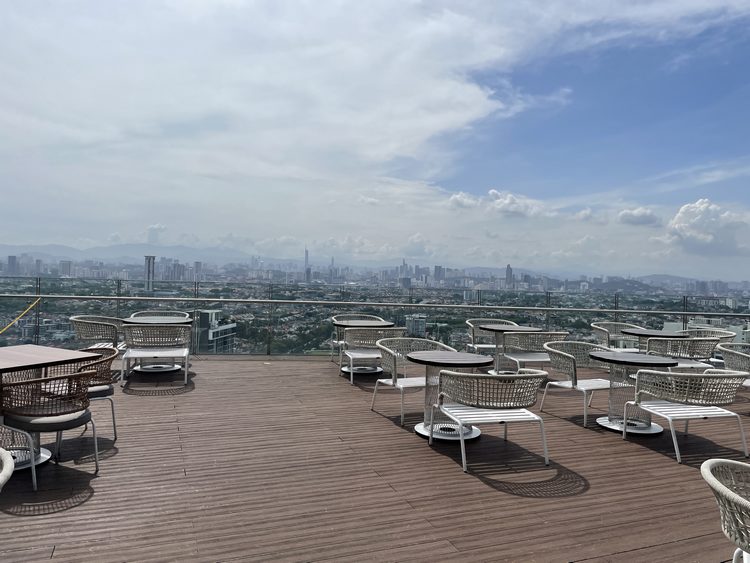 Le Méridien Petaling Jaya Rooftop