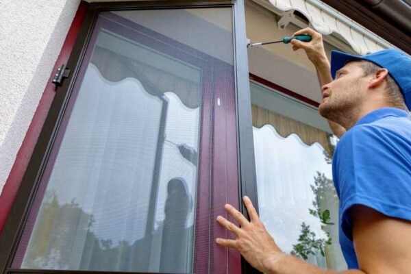 the best mosquito screen door service professionals