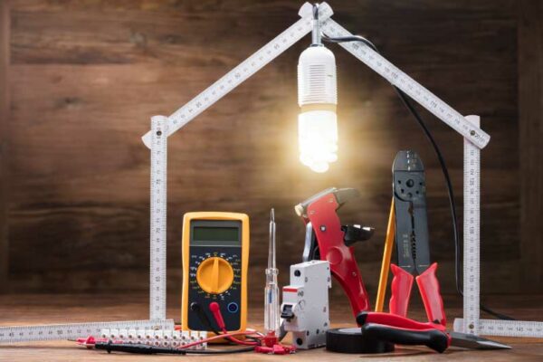 How to Choose the Best Lighting and Wiring Service Professionals