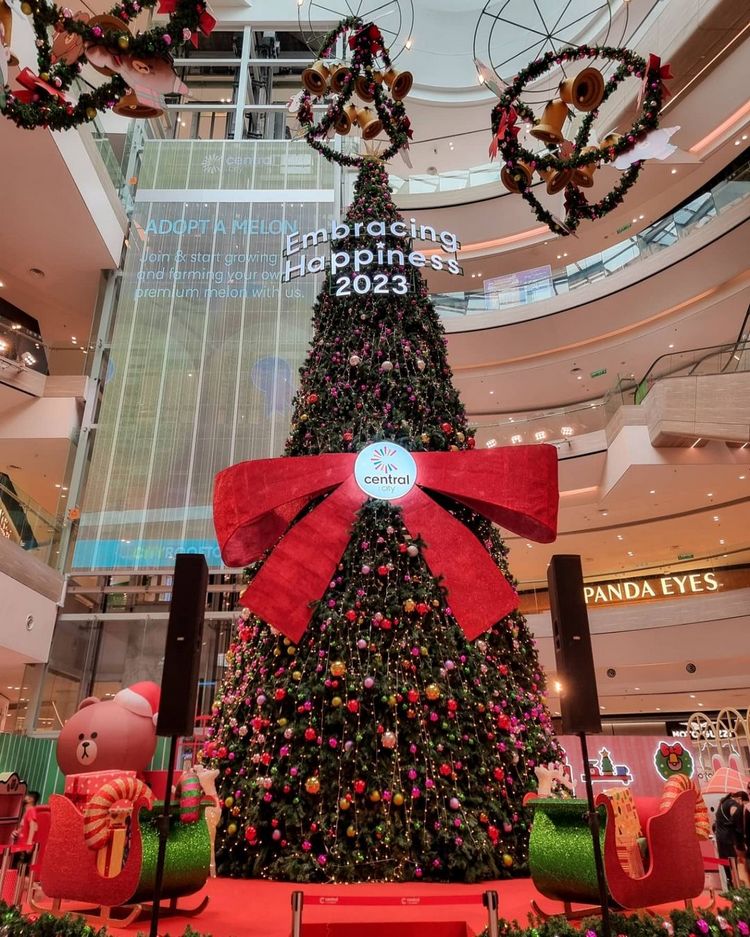 8 Christmas Mall Decorations in Selangor