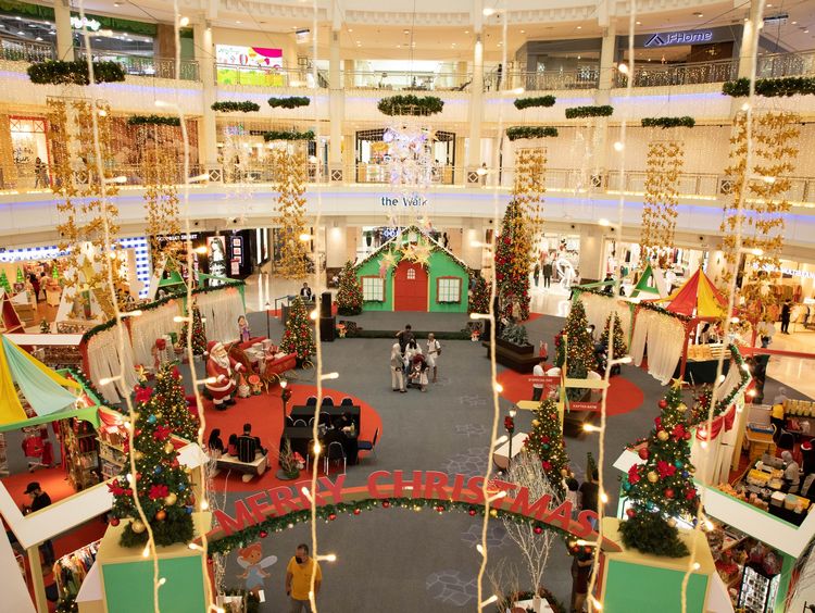 8 Christmas Mall Decorations in Selangor