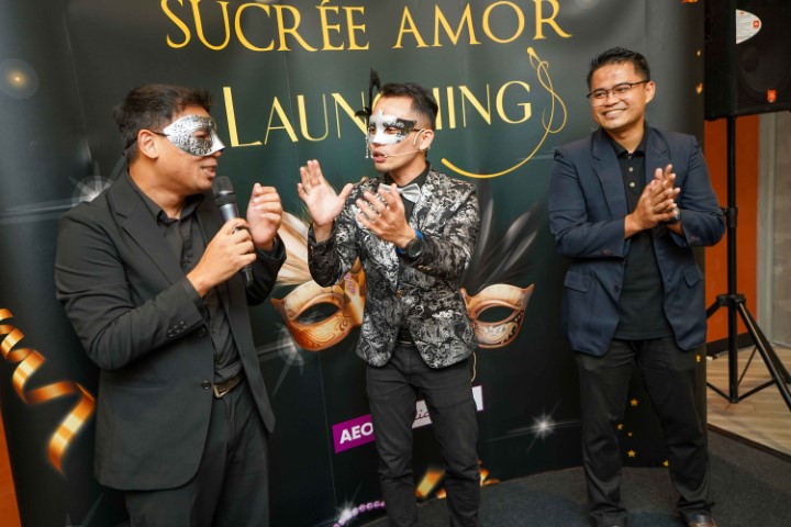 Captivating magician and masquerade theme enchant guests at the Sucrée Amor launch.