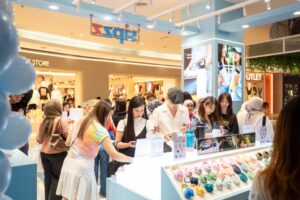 Public can choose accessories that match their Sipzz Tumblers